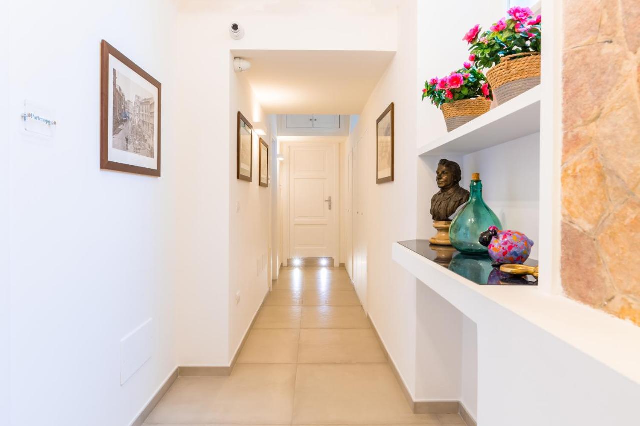 Residenza Partanna By Napoliapartments Luaran gambar