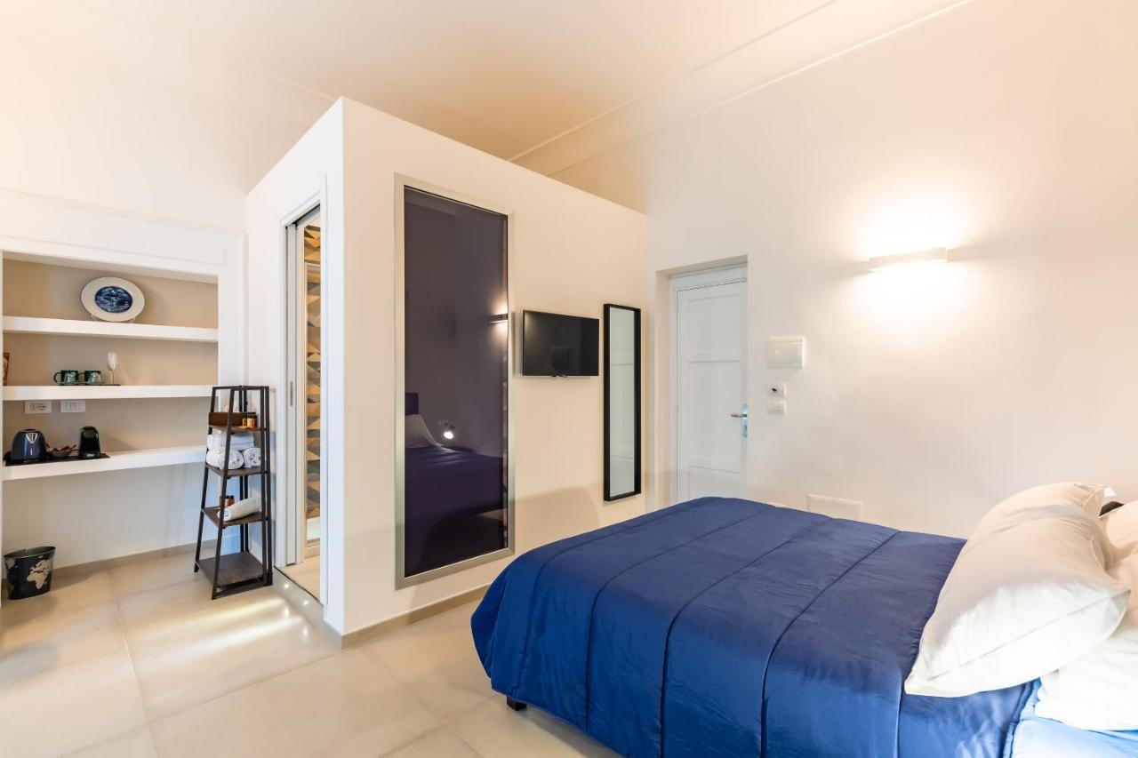 Residenza Partanna By Napoliapartments Luaran gambar